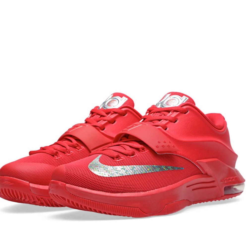 NIKE KD VII 'GLOBAL GAME'
ACTION RED & METALLIC SILVER